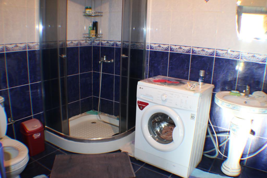 Hostel Ilbirs Karakol Eksteriør bilde